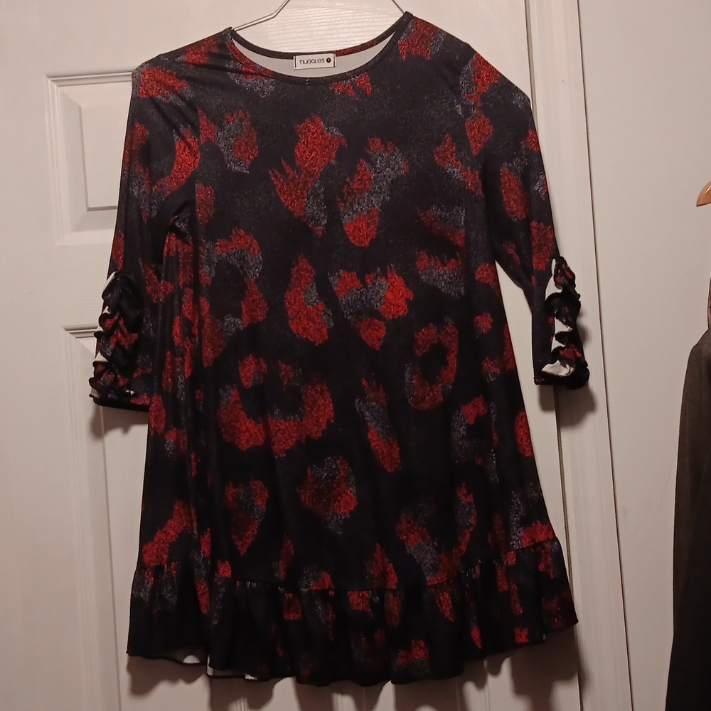 Nuggles top